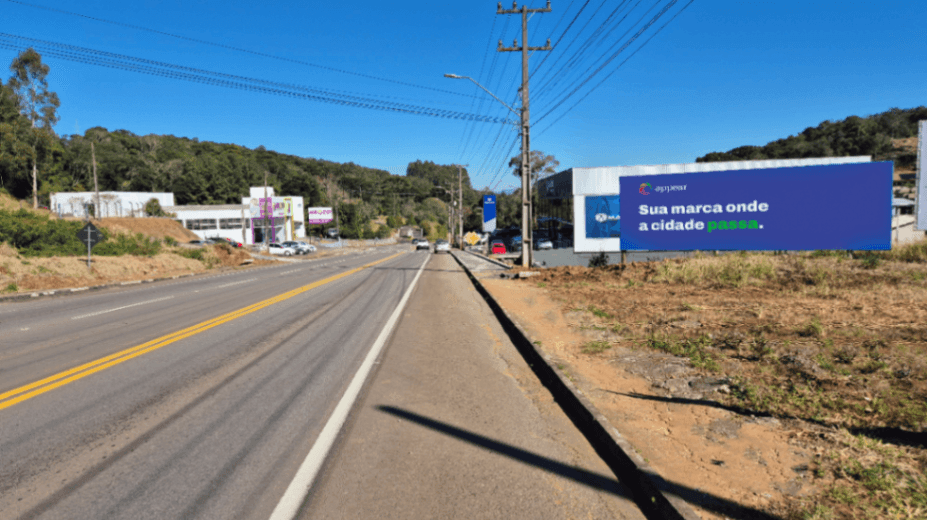 T21 - SC 355 - Ao lado da Maliza - sentido centro